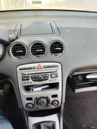 CONSOLA CENTRAL Peugeot 308 