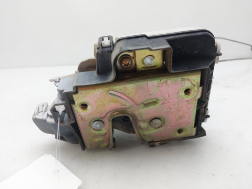 CERRADURA PUERTA TRASERA DERECHA Volkswagen GOLF III (1H1)(11.1991) 