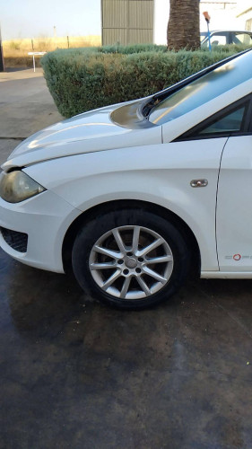 ALETA DELANTERA IZQUIERDA Seat Leon (1P1)(05.2005->) Seat Leon (1P1)(05.2005->) 