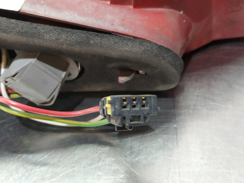  PILOTO TRASERO DERECHO INTERIOR PEUGEOT 607 (S2) 
