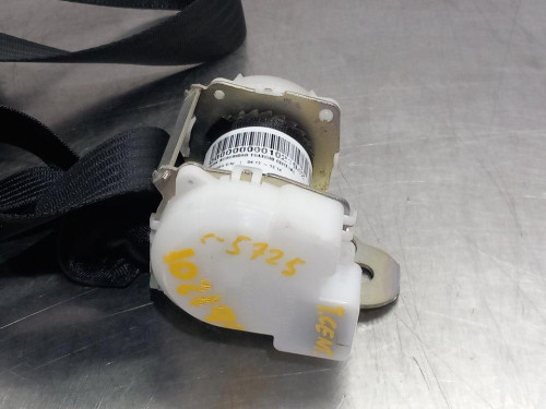  CINTURON SEGURIDAD TRASERO CENTRAL Toyota YARIS (KSP1/NLP1/NSP1) 