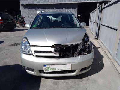 TOYOTA COROLLA VERSO (R1)