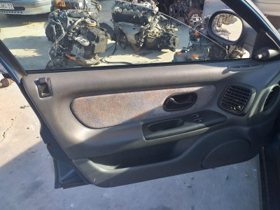 RENAULT LAGUNA (B56)