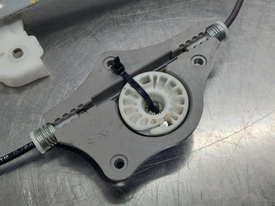 ELEVALUNAS TRASERO IZQUIERDO, KIA, STONIC (YBCUV)