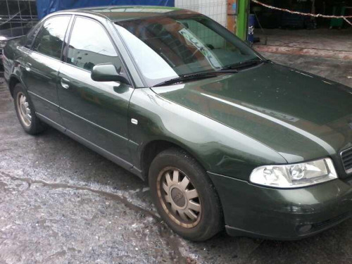  AUDI A4 BERLINA (B5) 