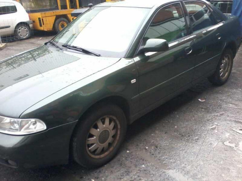  AUDI A4 BERLINA (B5) 