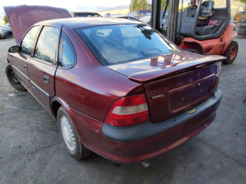 OPEL VECTRA B BERLINA — автомобиль-донор на запчасти 