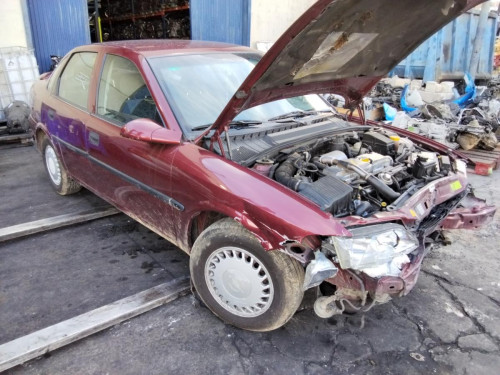 OPEL VECTRA B BERLINA — автомобиль-донор на запчасти 