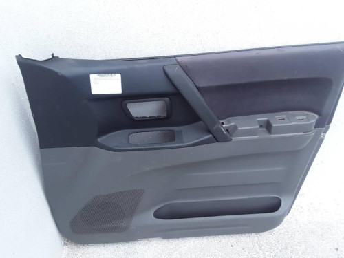 GUARNECIDO PUERTA DELANTERA DERECHA MITSUBISHI MONTERO (V60/V70) 