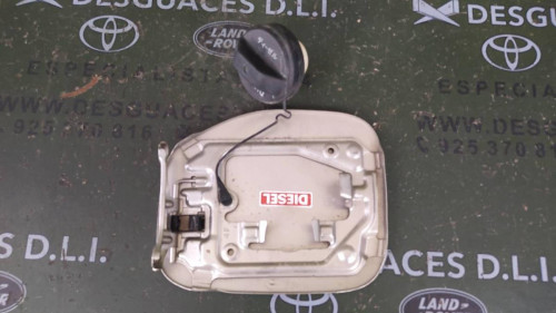 TAPA EXTERIOR COMBUSTIBLE TOYOTA LAND CRUISER (J12) 