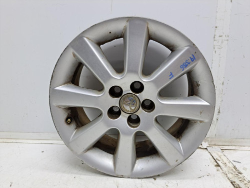 LLANTA TOYOTA AVENSIS BERLINA (T25) 