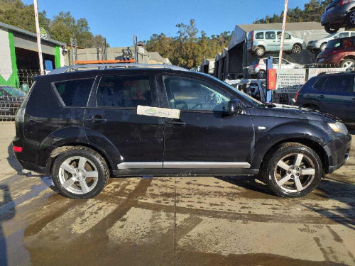  MITSUBISHI OUTLANDER (CW0) 