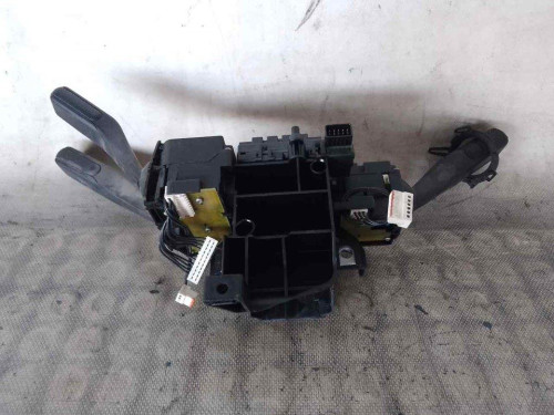 MANDO MULTIFUNCION VOLKSWAGEN PASSAT BERLINA (3C2) 