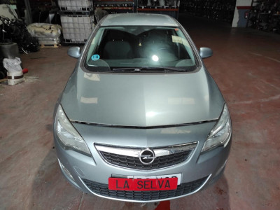OPEL ASTRA J BERLINA 5P