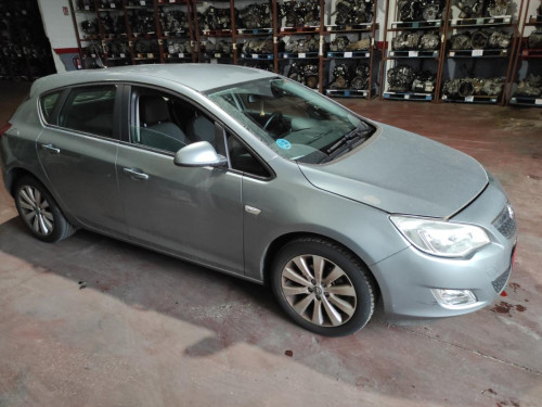OPEL ASTRA J BERLINA 5P — Donor Vehicle for Used Parts 