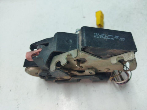CERRADURA PUERTA DELANTERA IZQUIERDA Mercedes-Benz VANEO (BM 414) COMPACT VAN 