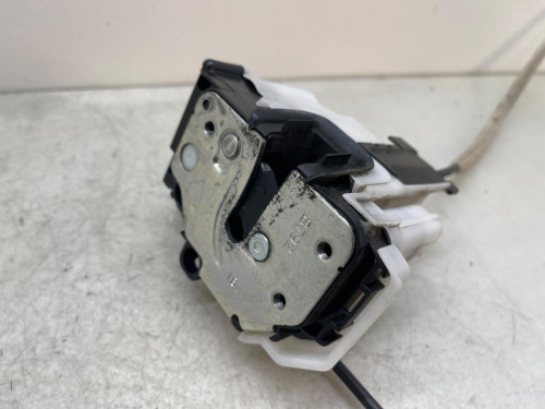 CERRADURA PUERTA DELANTERA DERECHA Peugeot BIPPER 