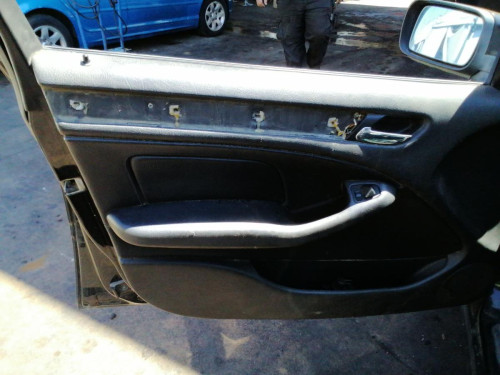  BMW SERIE 3 BERLINA (E46) 
