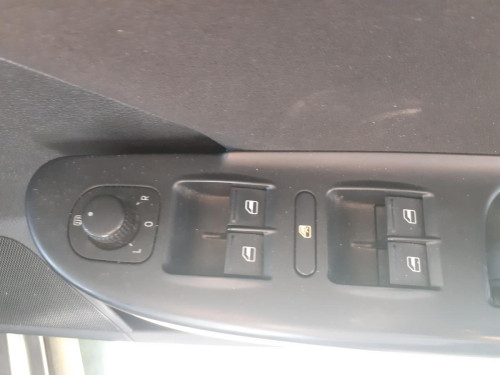  MANDO ELEVALUNAS DELANTERO IZQUIERDO Volkswagen PASSAT BERLINA (3C2) 