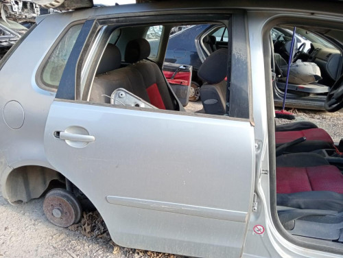  VOLKSWAGEN POLO IV (9N1) 