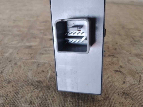MANDO ELEVALUNAS DELANTERO IZQUIERDO VOLKSWAGEN PASSAT BERLINA (3C2) 