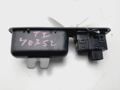 MANDO ELEVALUNAS TRASERO IZQUIERDO VOLVO S80 BERLINA 