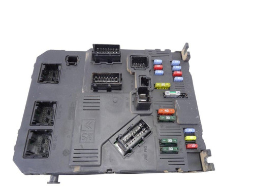 CAJA RELES / FUSIBLES CITROEN XSARA PICASSO 
