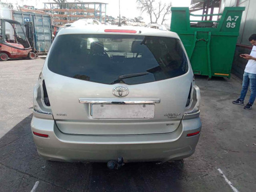  TOYOTA COROLLA VERSO (R1) 