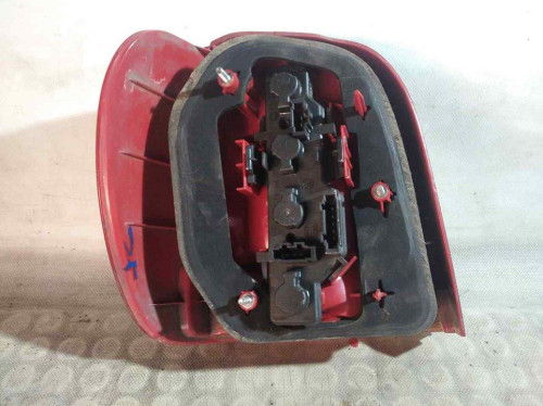 PILOTO TRASERO DERECHO Volkswagen POLO III (6N1) 