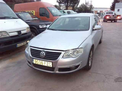 VOLKSWAGEN PASSAT BERLINA (3C2)
