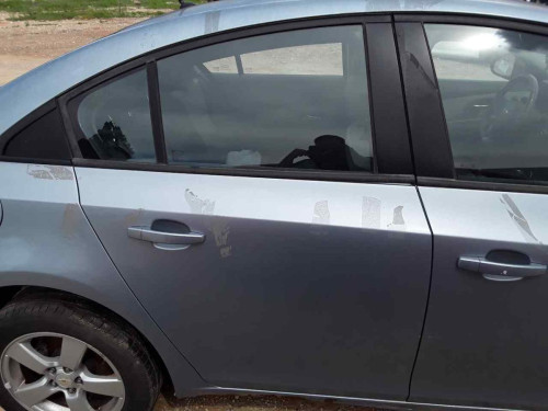 PUERTA TRASERA DERECHA Chevrolet CRUZE 