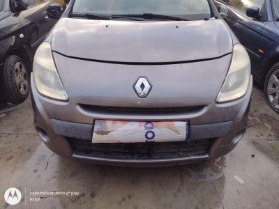RENAULT CLIO III