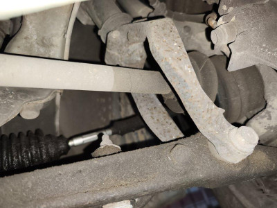 BRAZO SUSPENSION DELANTERO IZQUIERDO