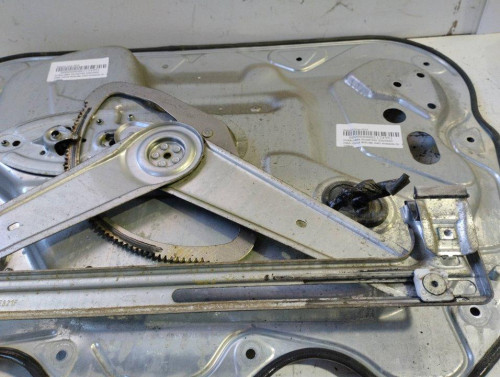  ELEVALUNAS DELANTERO IZQUIERDO, FORD, FOCUS BERLINA (CAP) 