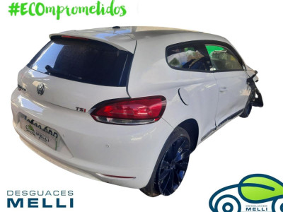 VOLKSWAGEN SCIROCCO (137)