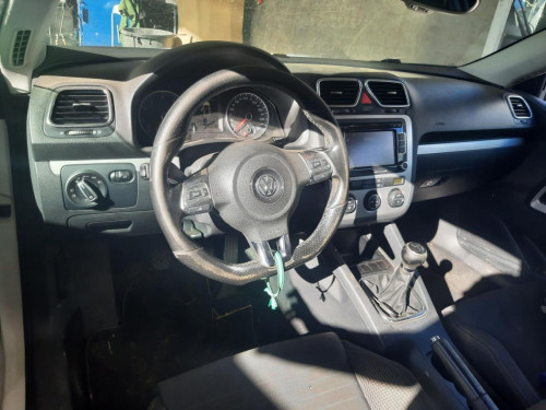  VOLKSWAGEN SCIROCCO (137) 