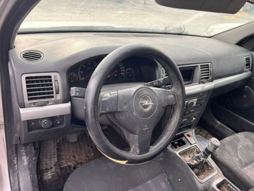  OPEL VECTRA C BERLINA 