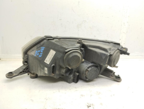  FARO DERECHO SKODA RAPID (NH) 