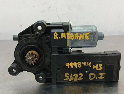  MOTOR ELEVALUNAS DELANTERO IZQUIERDO Renault MEGANE III BERLINA 5P 