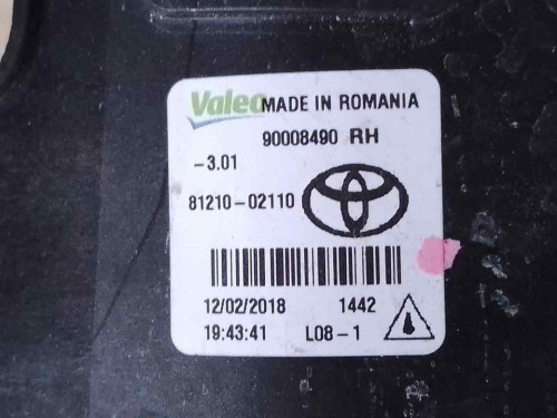 FARO ANTINIEBLA DERECHO Toyota AURIS (E18) 