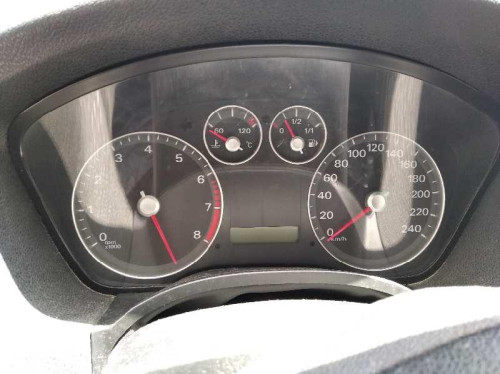  FORD FOCUS BERLINA (CAP) 