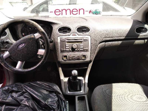  FORD FOCUS BERLINA (CAP) 