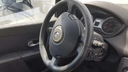  RENAULT CLIO III 