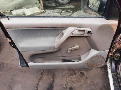 VOLKSWAGEN GOLF III (1H1)(11.1991) — vehículo donante para recambios 