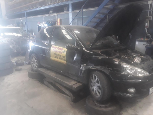 PEUGEOT 206 SW — автомобиль-донор на запчасти 