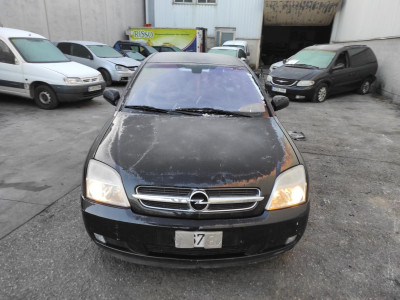OPEL VECTRA C BERLINA