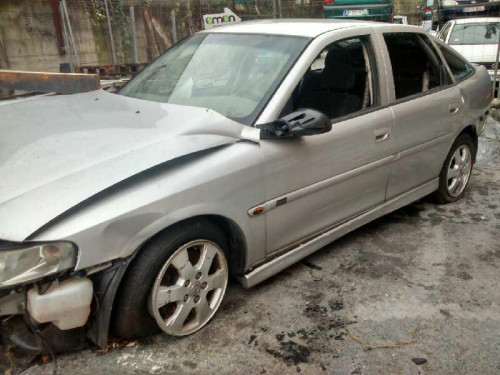  OPEL VECTRA B BERLINA 