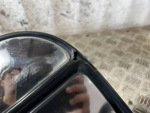 RETROVISOR IZQUIERDO 