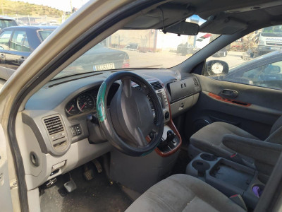 KIA CARNIVAL II (FL)