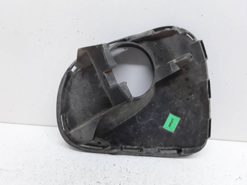 REJILLA PARAGOLPES IZQUIERDA TOYOTA AVENSIS (T27) 